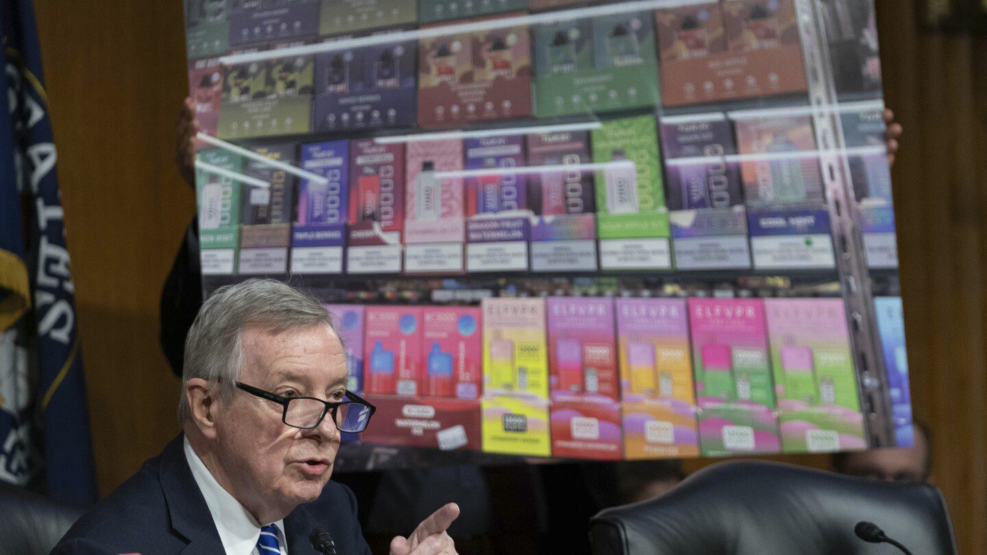 Senators blast regulators and law enforcement over illegal e cigarettes